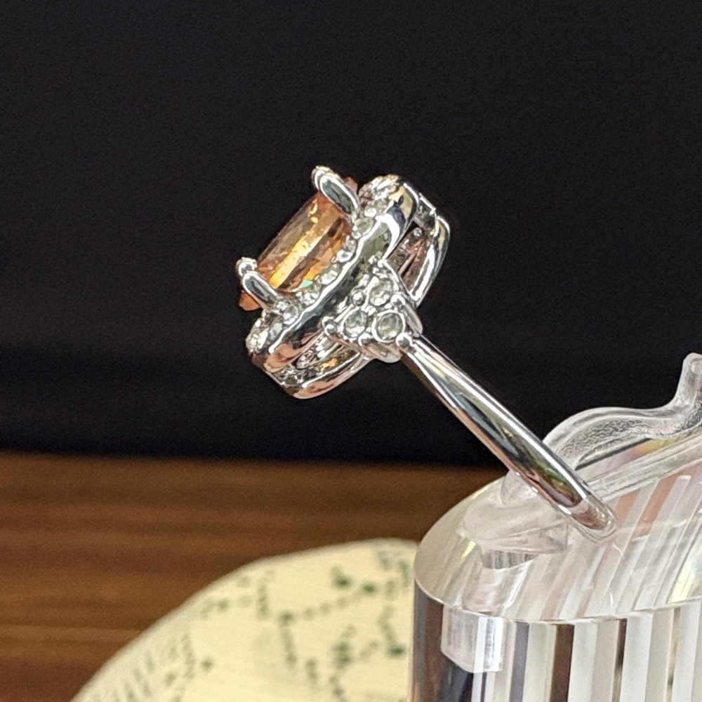 New Stunning Silver Tone Ring with Orange Gemstone - Picture 5 of 8